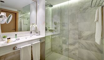 CM Playa del Moro Hotel