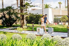 CM Playa del Moro Hotel