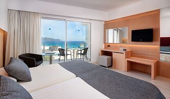 CM Playa del Moro Hotel