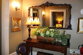 Williamsburg Manor B&B