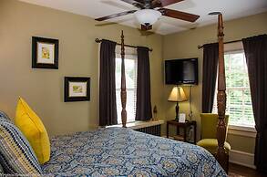 Williamsburg Manor B&B