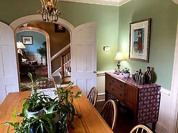 Williamsburg Manor B&B