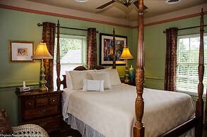 Williamsburg Manor B&B