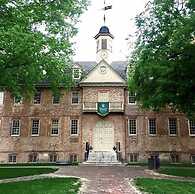 Williamsburg Manor B&B