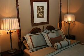 Williamsburg Manor B&B