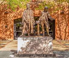 Williamsburg Manor B&B