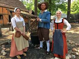 Williamsburg Manor B&B