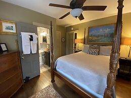 Williamsburg Manor B&B