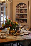 Williamsburg Manor B&B