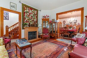 The Silk Pincushion - Easy access to downhill skiing