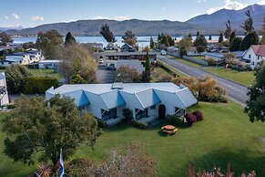 ASURE Explorer Motel & Apartments