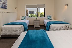 ASURE Explorer Motel & Apartments