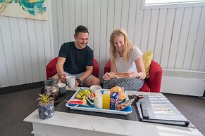 ASURE Explorer Motel & Apartments