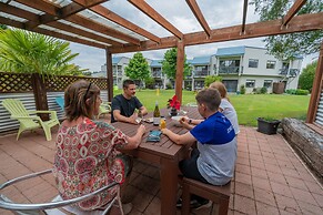 ASURE Explorer Motel & Apartments