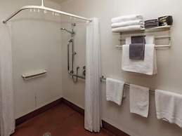 ASURE Explorer Motel & Apartments