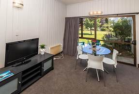 ASURE Explorer Motel & Apartments