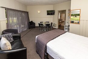 ASURE Explorer Motel & Apartments