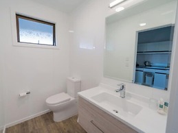 ASURE Explorer Motel & Apartments