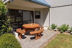 ASURE Explorer Motel & Apartments