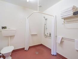 ASURE Explorer Motel & Apartments