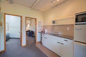 ASURE Explorer Motel & Apartments