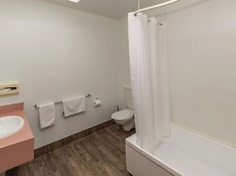 ASURE Explorer Motel & Apartments