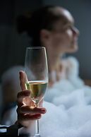 Hotel NM Suites by Escampa Hotels