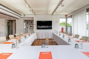 Hotel NM Suites by Escampa Hotels