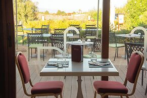 Hotel Santa Gilla