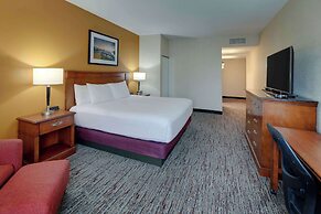 Drury Inn & Suites Charlotte Northlake