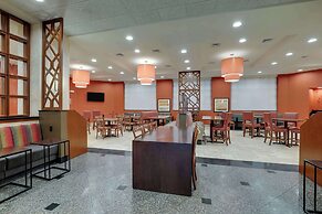 Drury Inn & Suites Charlotte Northlake