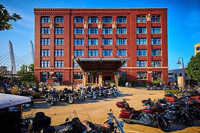 The Iron Horse Hotel