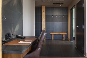 The Iron Horse Hotel