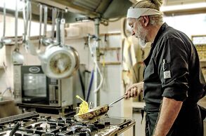 Hotel Palace Del Conero