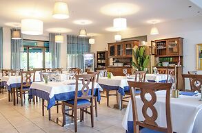 Hotel Palace Del Conero