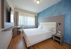 Hotel Palace Del Conero