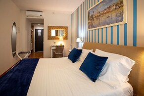 Hotel Palace Del Conero