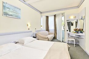 Hotel Plavi Plava Laguna