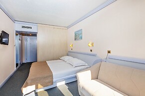 Hotel Plavi Plava Laguna