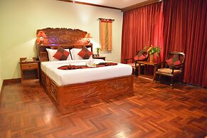 Angkor Hotel