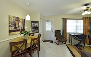 Hollywood by the Sea Hotel