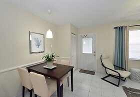 Hollywood by the Sea Hotel