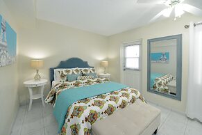 Hollywood by the Sea Hotel