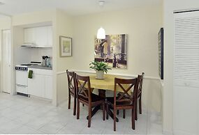 Hollywood by the Sea Hotel