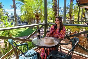 Desert Palms Alice Springs