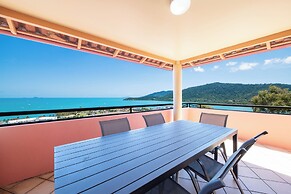 Martinique Whitsunday