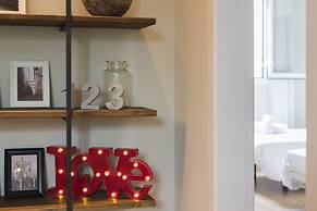 Palau de la Musica Apartments