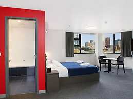 Space Hotel - Hostel