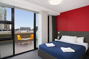 Space Hotel - Hostel