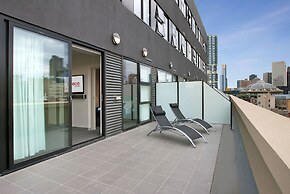 Space Hotel - Hostel